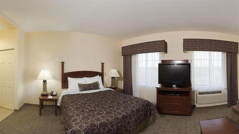 Staybridge Suites Oklahoma City, An Ihg Hotel Экстерьер фото